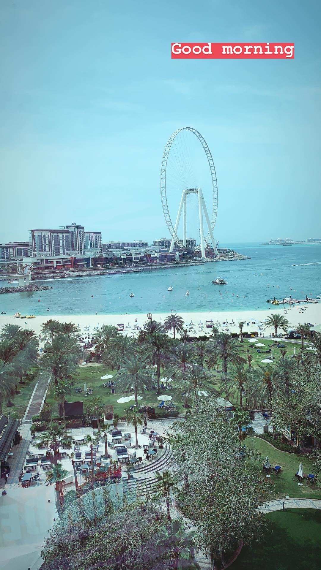 MARUV показала, как расслабляется в Дубае