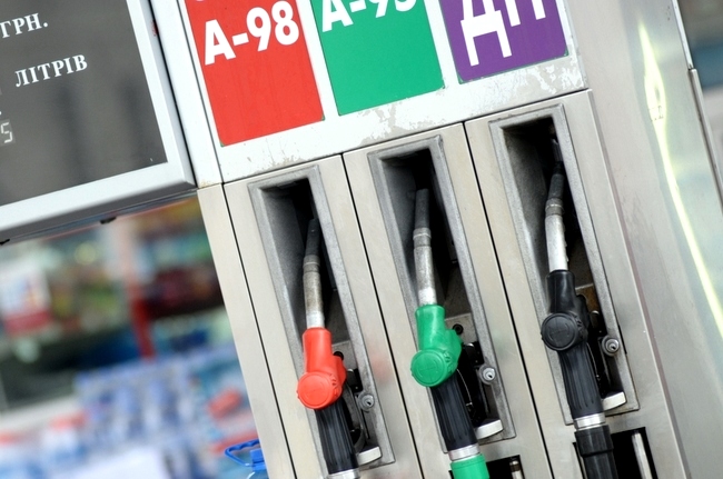 Цены на бензин снижаются