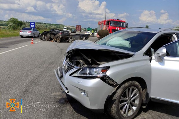На трассе Днепр-Харьков произошло ДТП, есть пострадавшие