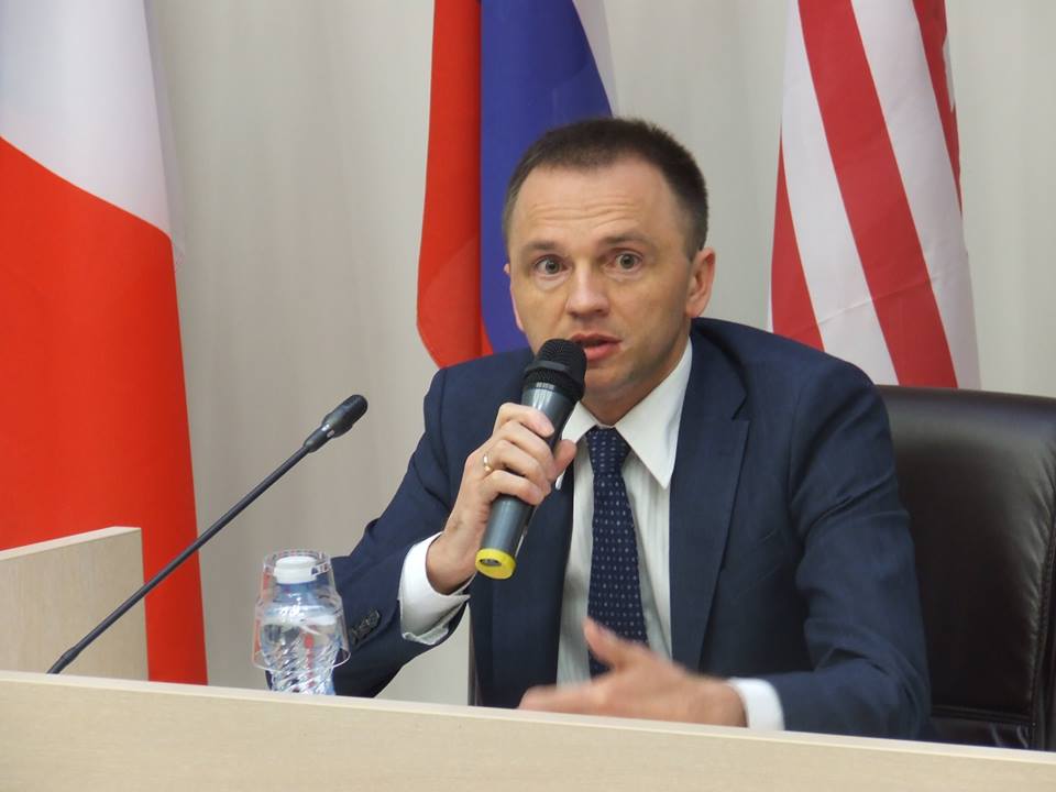 Олег Постернак