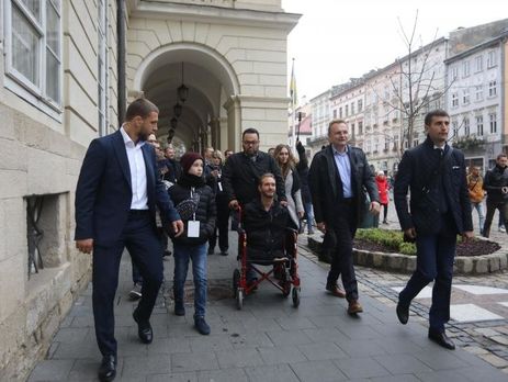 Фото: Ник Вуйчич во Львове