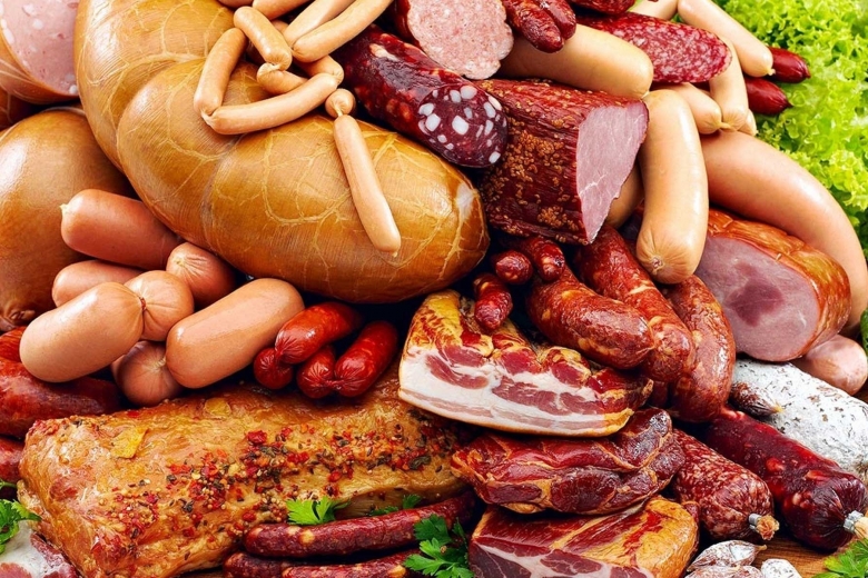 Колбаса, сосиски, бекон вызывают рак кишечника  