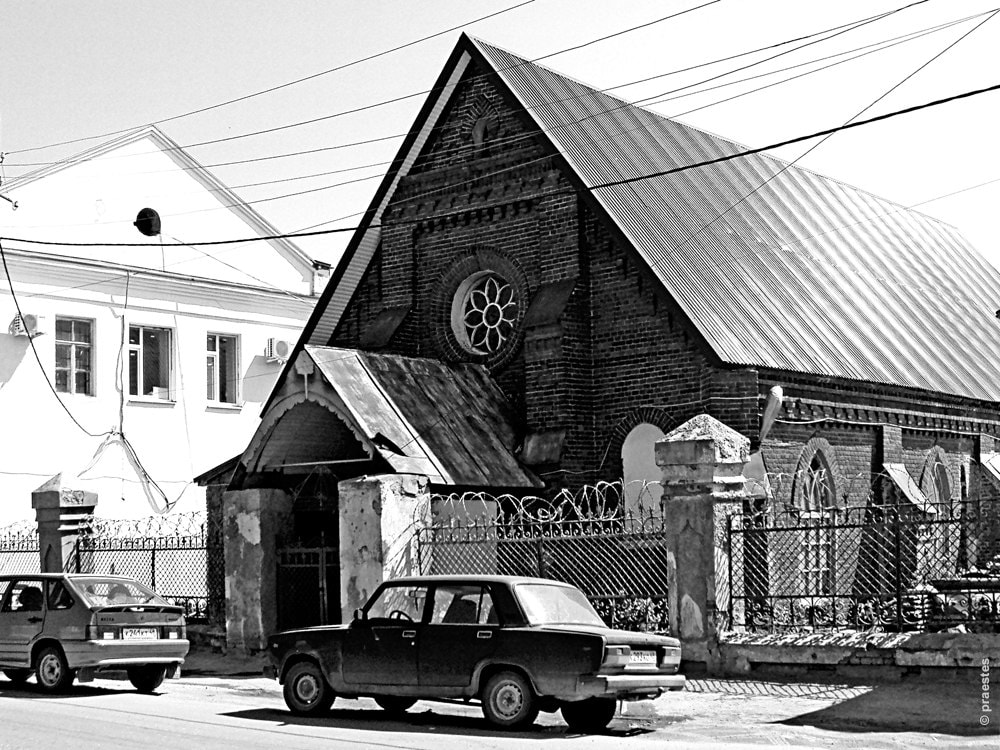 Церковь в Ельце: вместо реставрации - бар