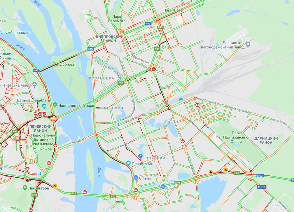 Пробки на левом берегу Киева