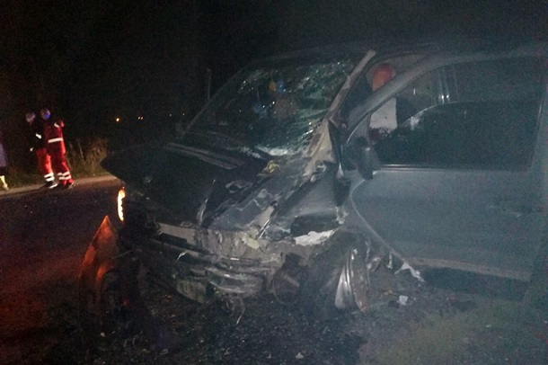 Под Никополем пять человек пострадали в ДТП