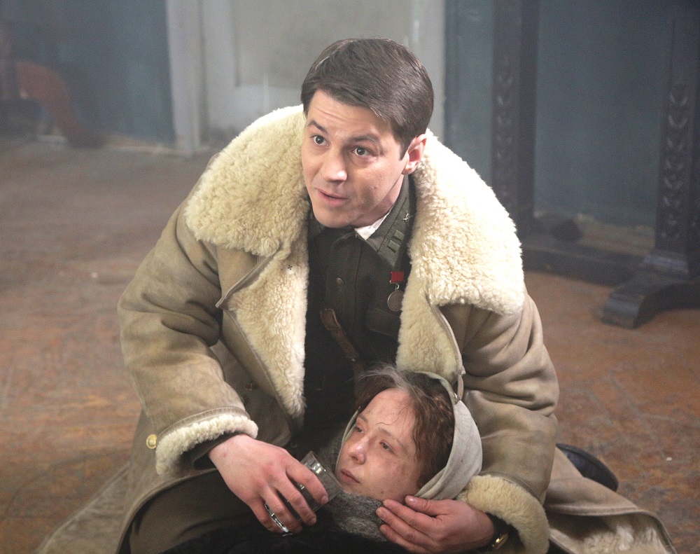 сериал о Второй мировой войне Ни шагу назад!