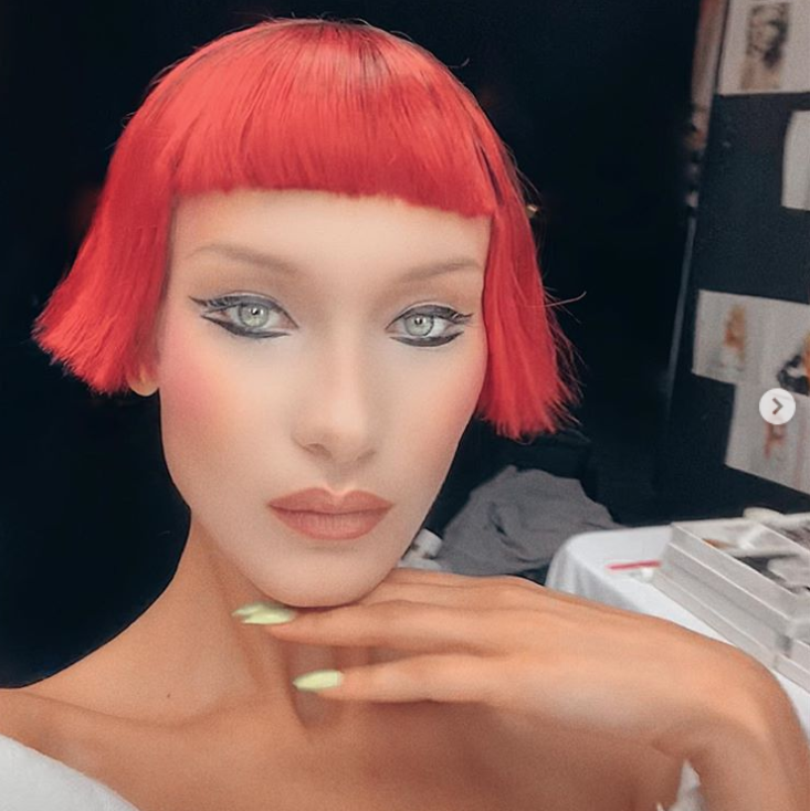 Белла Хадид запечатлена в необычном образе