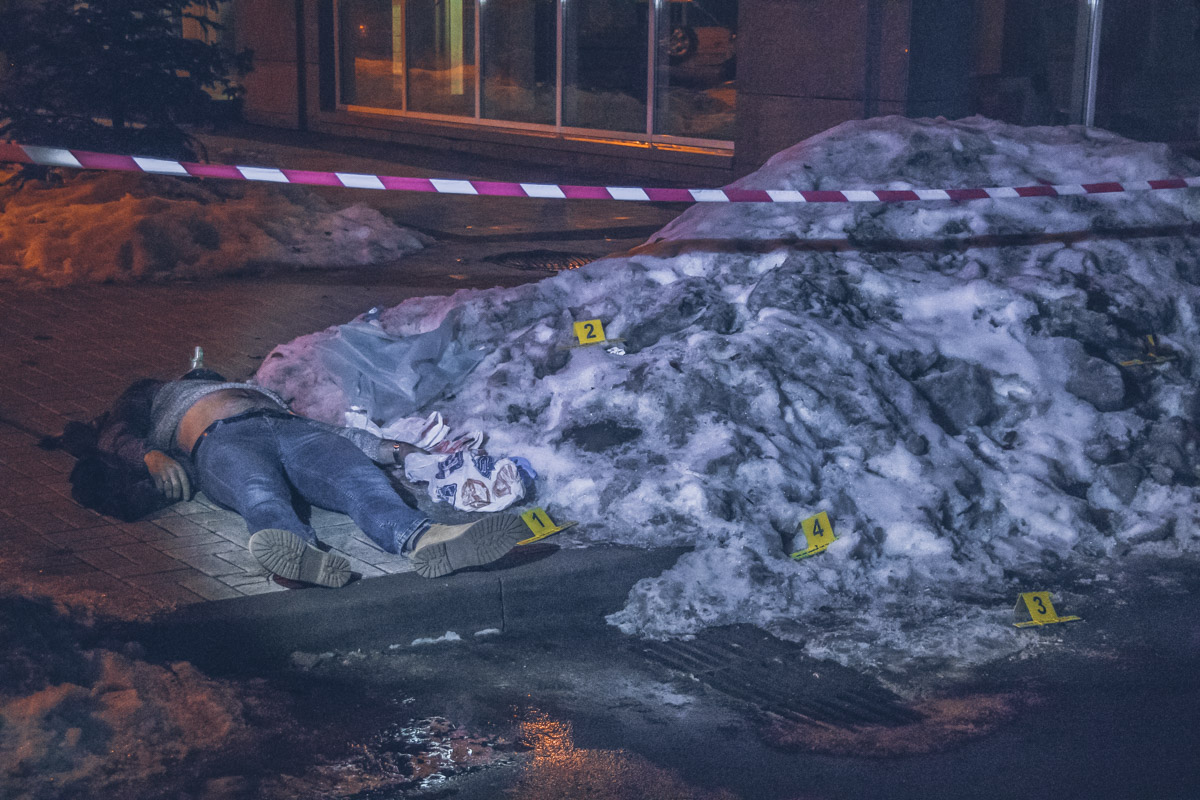 В Киеве убили мужчину