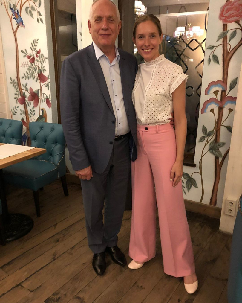 Катя Осадчая показала редкий снимок с папой