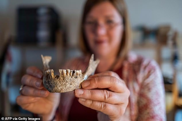 Археологи обнаружили останки женщины, жившей 5 тысяч лет назад