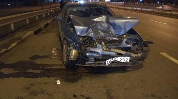 В Харькове иностранный студент разбил автомобиль депутата 
