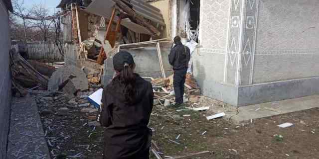 Взрыв разрушил часть дома