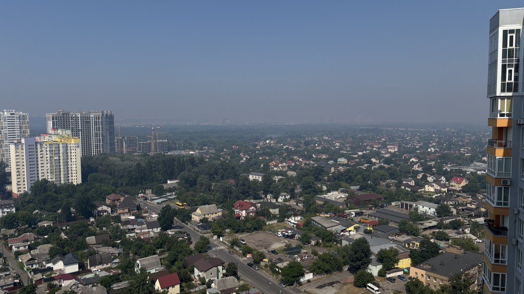 Вид з лівого берега на Поділ. Київ, 30 червня 2026 року. Суспільне Новини/Олександр Магула