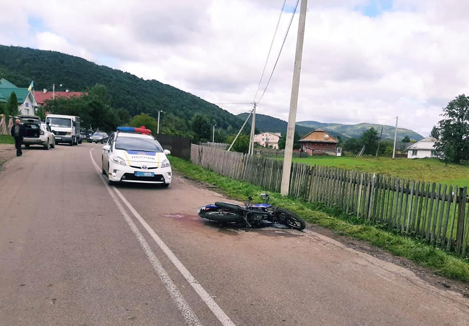 В ДТП на Прикарпатье пострадали трое подростков