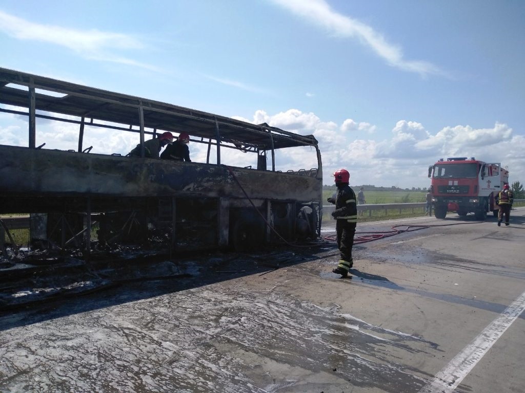 В Житомирской области сгорел пассажирский автобус