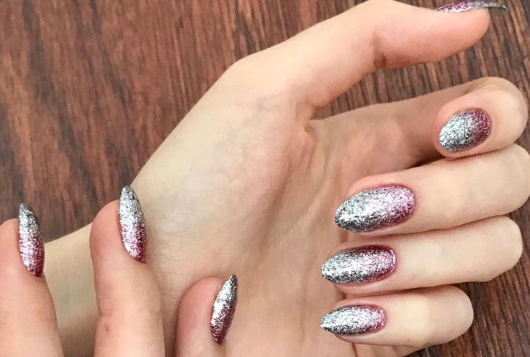 Лак с блестками