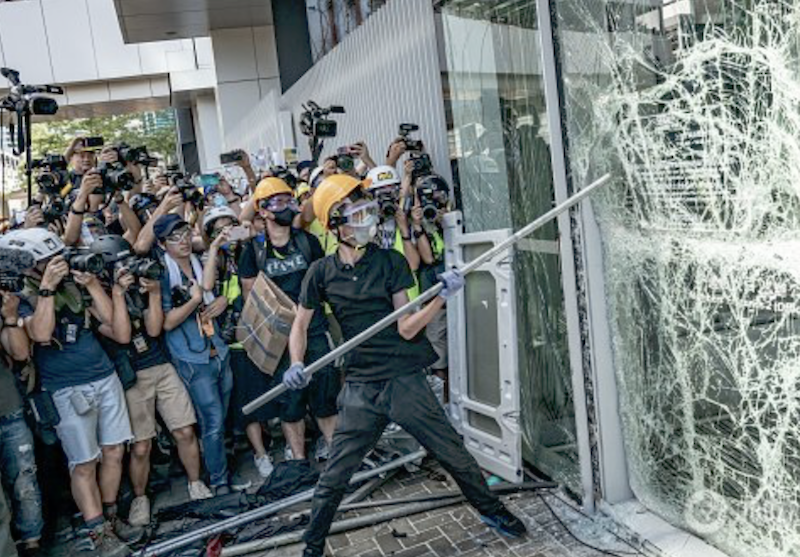 Протесты в Гонконге