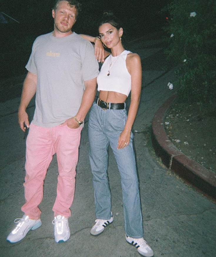 Эмили Ратаковски заподозрили в беременности