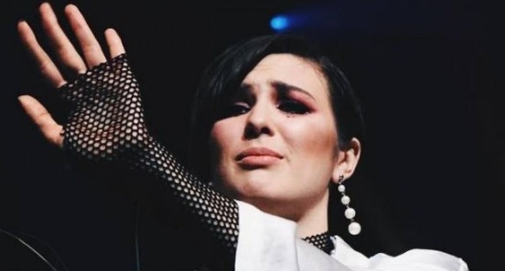 MARUV расплакалась, говоря о войне 