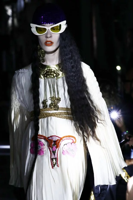  Gucci против запретов абортов в США