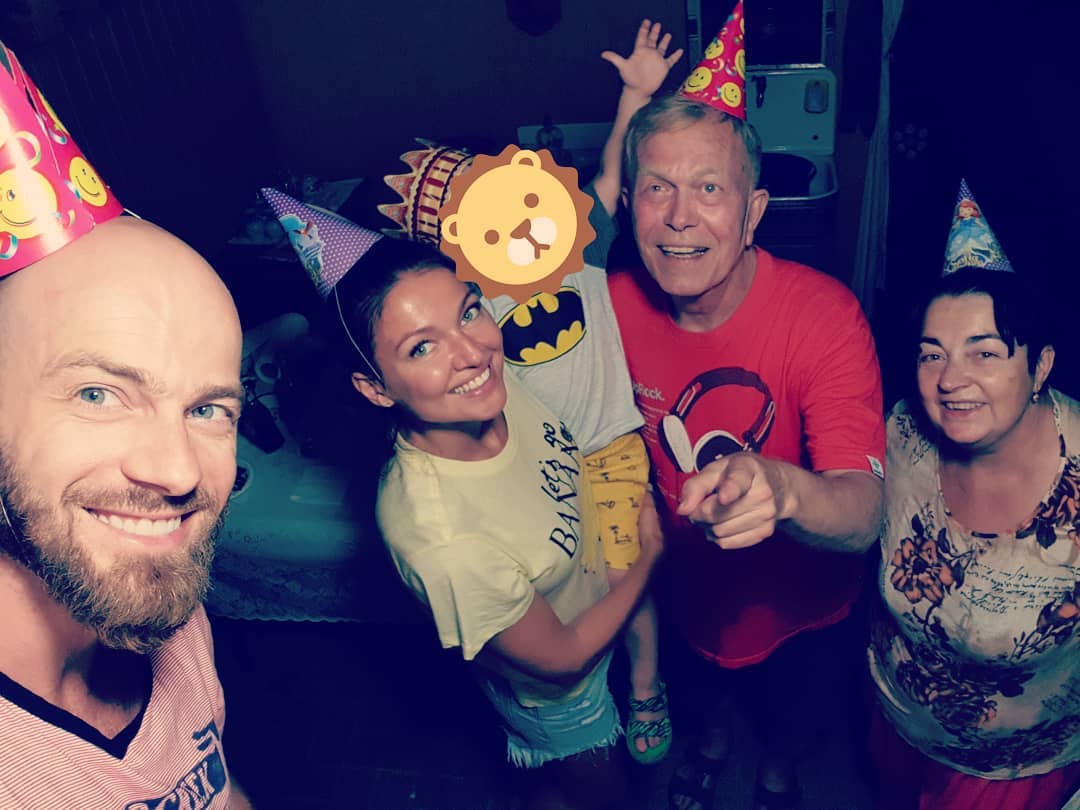 Влад Яма не показывает лицо малыша