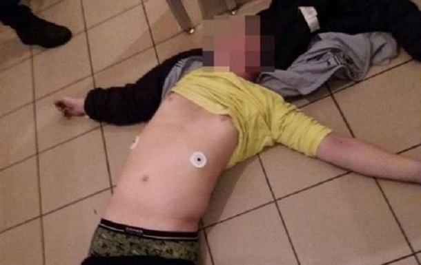 Мужчину пытались реанимировать в течение часа
