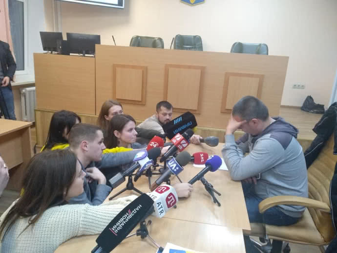 Суд арестовал полицейского кричавшего: ложись, Бандера