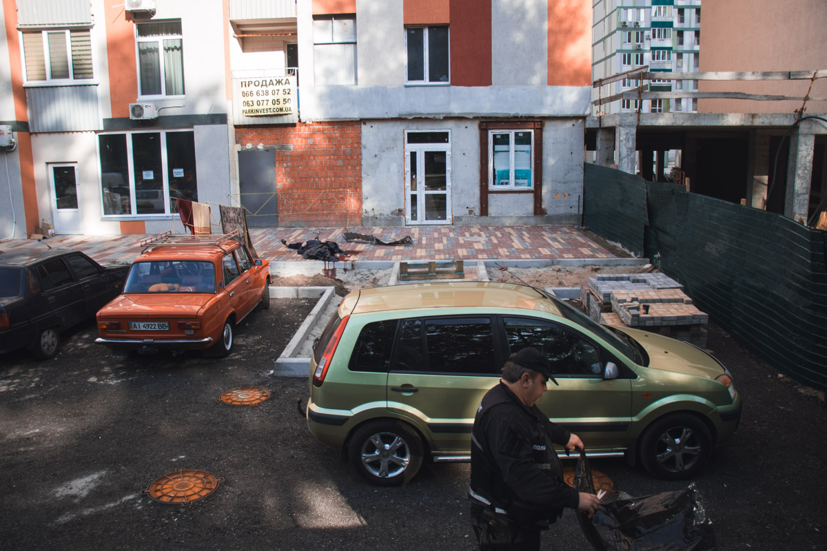 Женщину убило обломком конструкции балкона