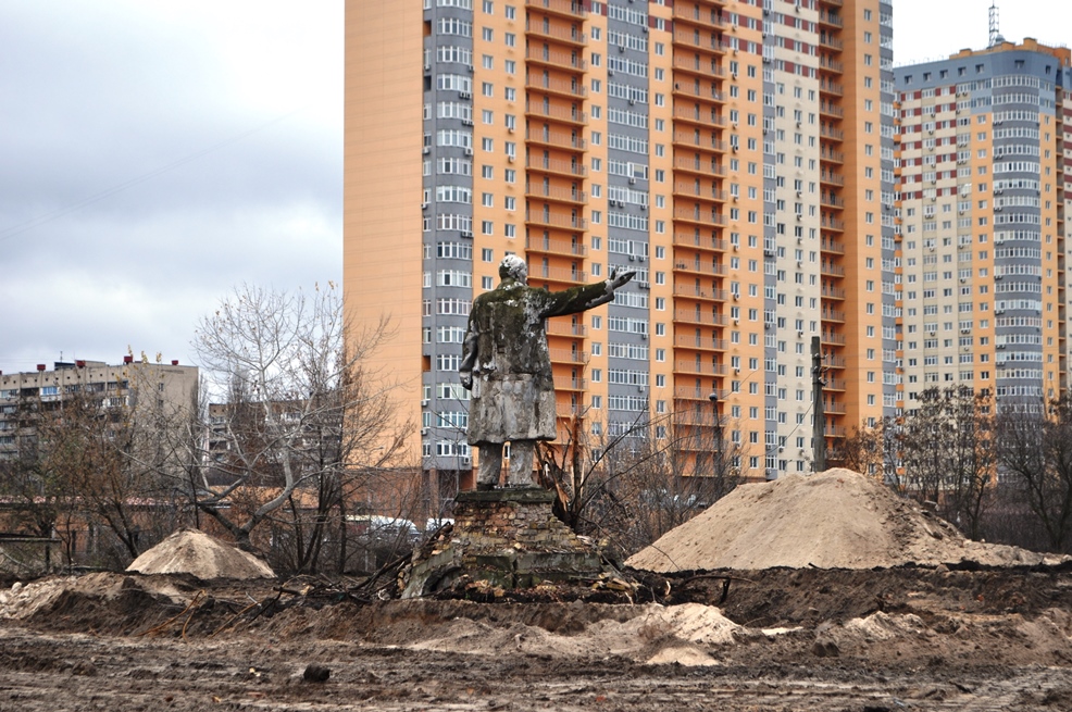 Памятник Ленину Киев