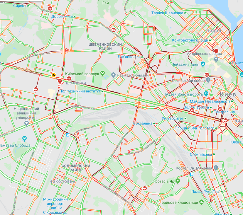 Фото: пробки на правом берегу