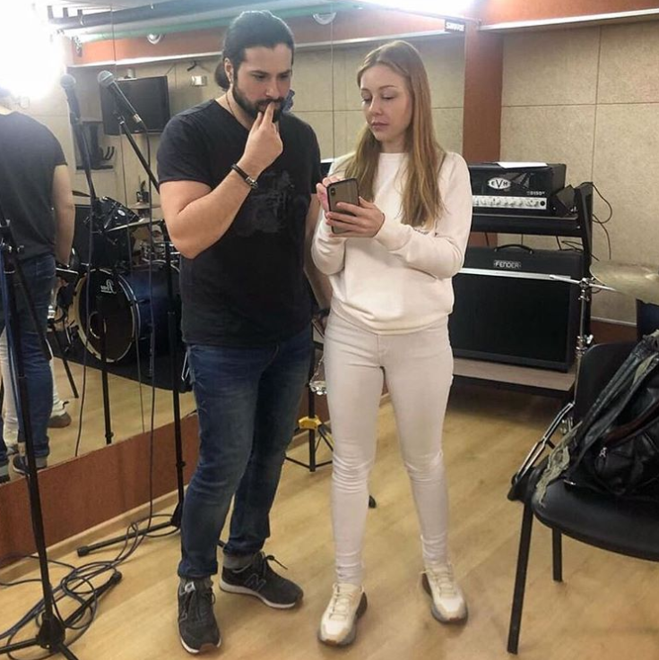 Тина Кароль без косметики