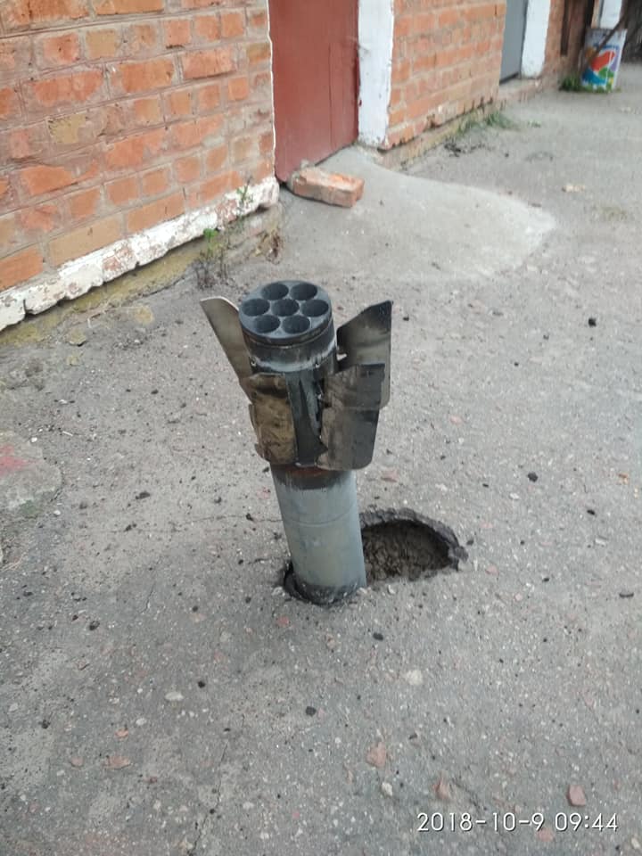Взрывы на складах боеприпасов под Ичней: снаряды разлетаются на сотни метров