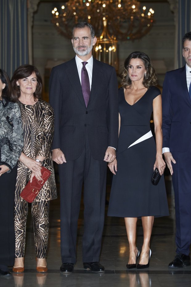 Королева Испании удивила стройной фигурой