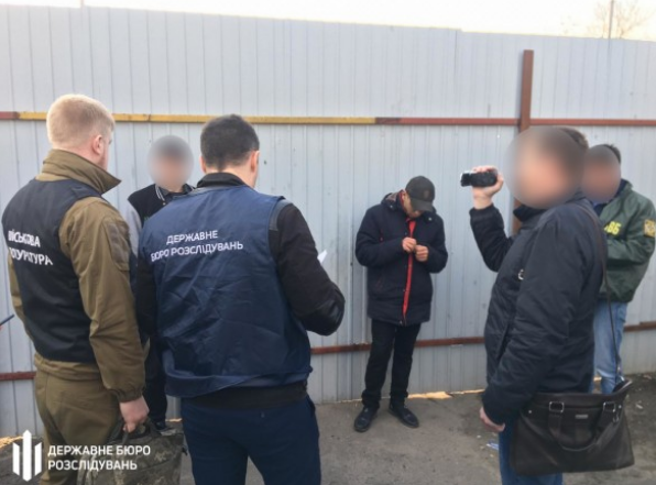 Сотрудники ГБР задержали военнослужащего за продажу наркотиков