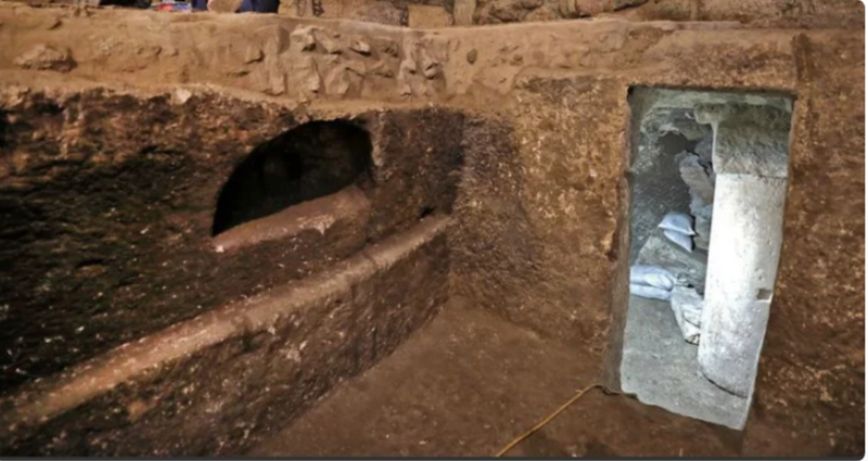 Археологи раскопали под Стеной Плача странные комнаты