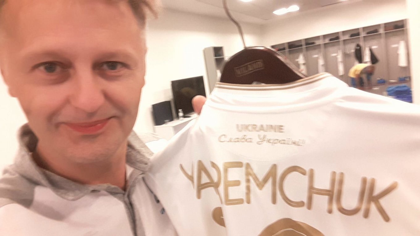 Слава Украине на спортивной форме сборной