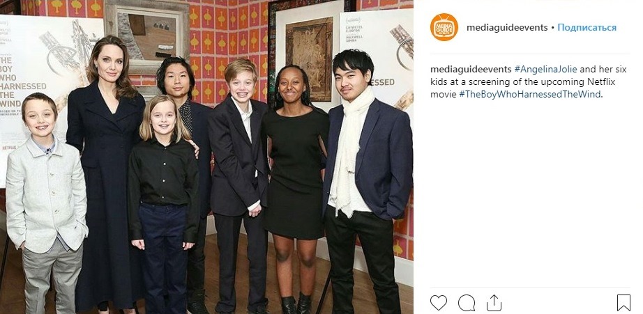 Джоли с детьми в Нью-Йорке