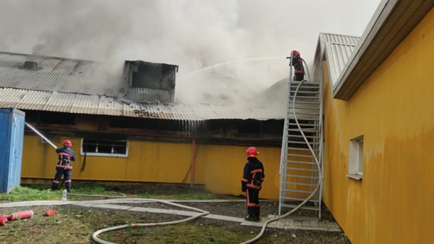 В Ивано-Франковской области произошел масштабный пожар на свинокомплексе