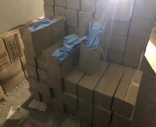 В Киеве ограбили бизнесменов при перепродаже масок