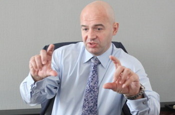 Игорь Кононенко