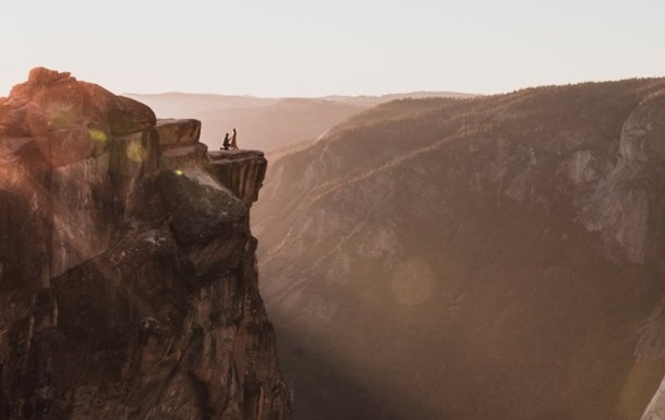 Фото влюбленной пары стало вирусным в сети