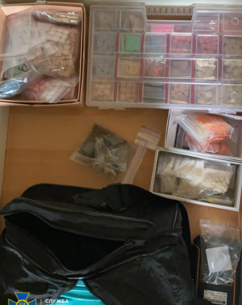 СБУ ликвидировала в Украине международную банду, сбывавшую контрабандный кокаин