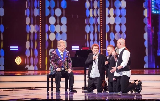 Кошевой встал на колени перед Поплавским 