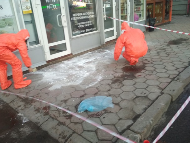 Во Львове на улице разлили почти килограмм ртути