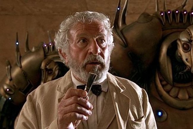 Джон Блузал умер. Кадр из фильма 