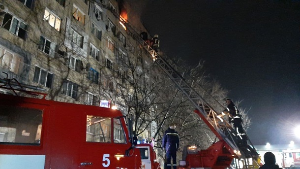 В Кропивницком горела жилая девятиэтажка, есть пострадавшие