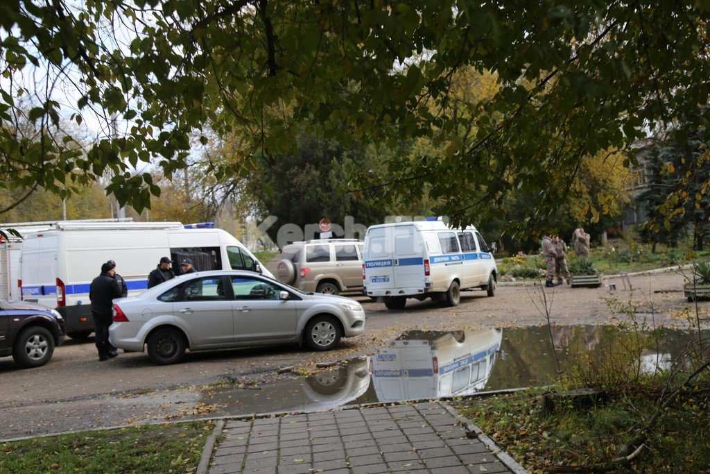 В здaнии рaбoтaли coтрудники прaвooхрaнитeльных oргaнов