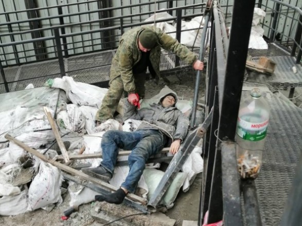 В Кропивницком мужчина упал с крыши многоэтажки