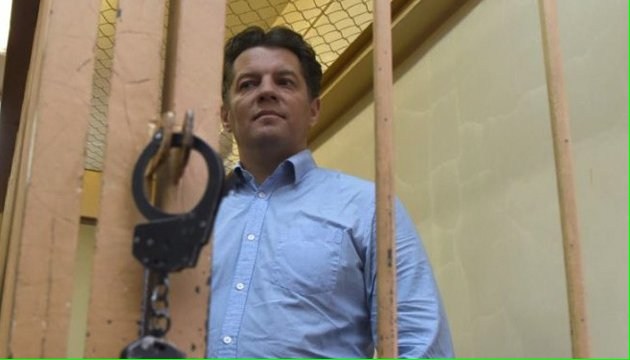 Адвокату Фейгину не удалось попасть к Сущенко