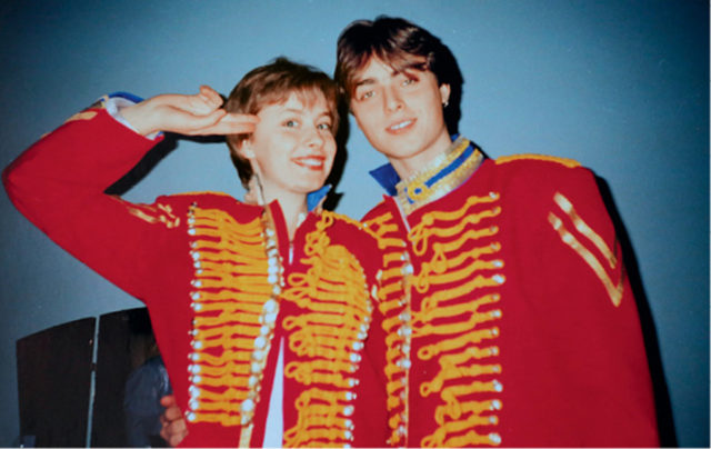 Елена Кравец опубликовала неизвестное фото с мужем